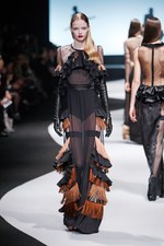 ヴィクター＆ロルフ 2012-13年秋冬コレクション - モダンなヴィクトリアンビューティーをドラマティックに｜写真31