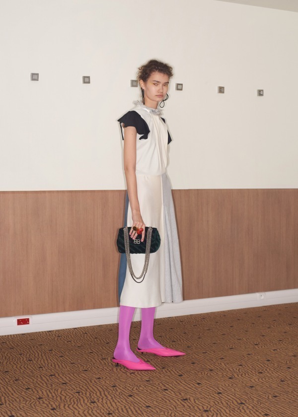 バレンシアガ(BALENCIAGA) 2018年リゾートウィメンズコレクション  - 写真7