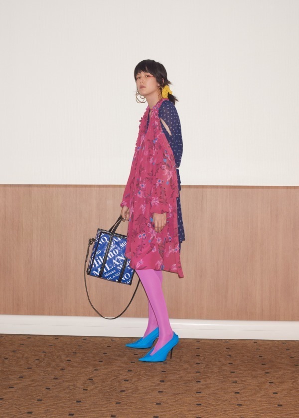 バレンシアガ(BALENCIAGA) 2018年リゾートウィメンズコレクション  - 写真11