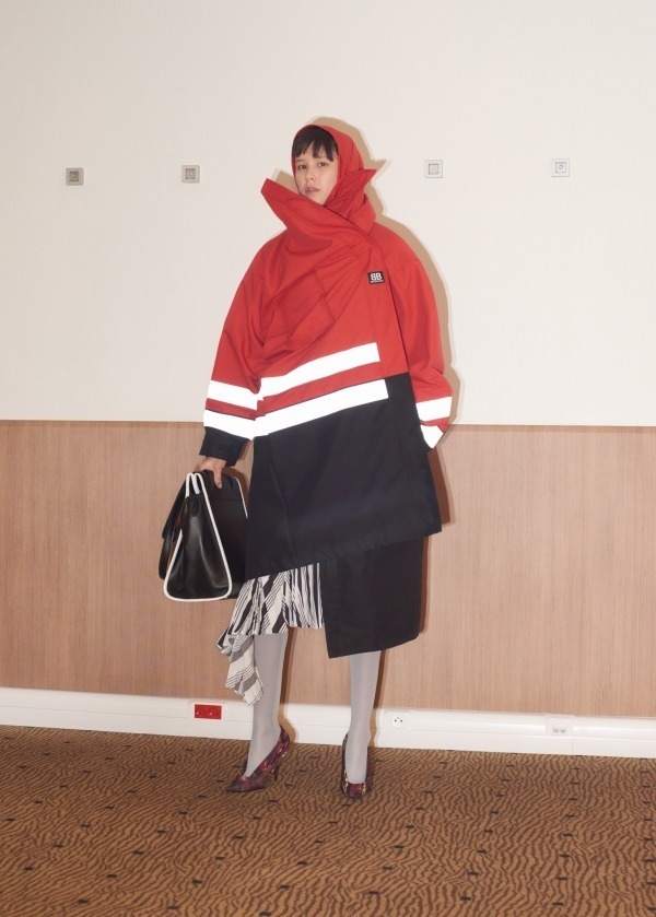 バレンシアガ(BALENCIAGA) 2018年リゾートウィメンズコレクション  - 写真18