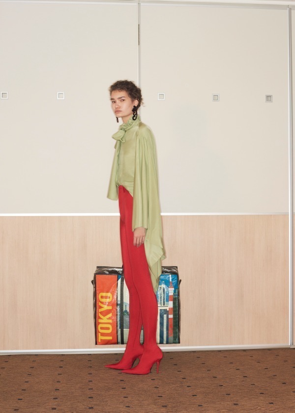 バレンシアガ(BALENCIAGA) 2018年リゾートウィメンズコレクション  - 写真20
