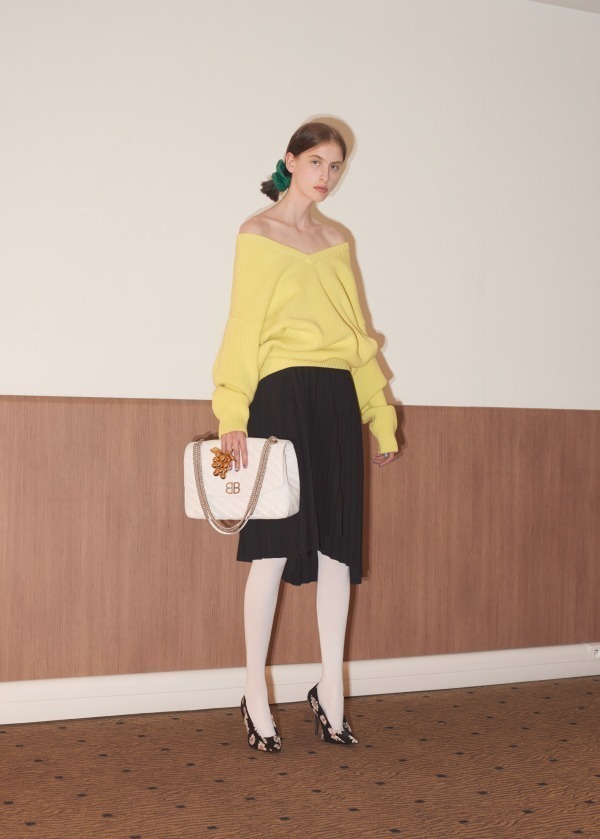 バレンシアガ(BALENCIAGA) 2018年リゾートウィメンズコレクション  - 写真26