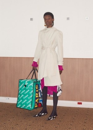 バレンシアガ(BALENCIAGA) 2018年リゾートウィメンズコレクション  - 写真10