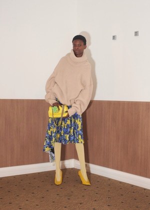 バレンシアガ(BALENCIAGA) 2018年リゾートウィメンズコレクション  - 写真27