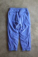 ソーイ シャツから、高機能素材プリマロフトを使用したフーデッドパーカーやシャツ｜写真8