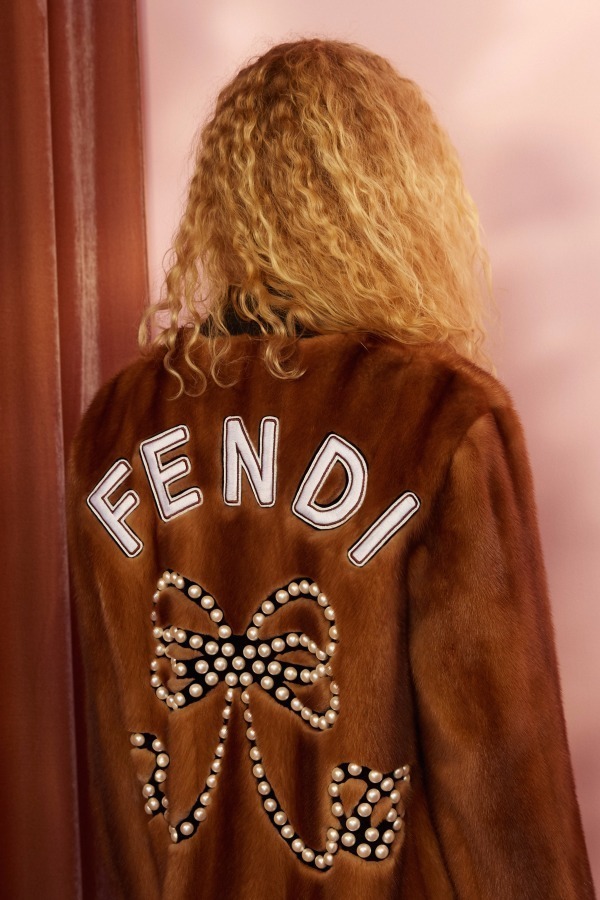 フェンディ(FENDI) 2018年リゾートウィメンズコレクション ディテール - 写真1