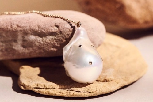 チャンルー初、14Kゴールドとダイヤの「ハイライン」大粒淡水パールのネックレス登場