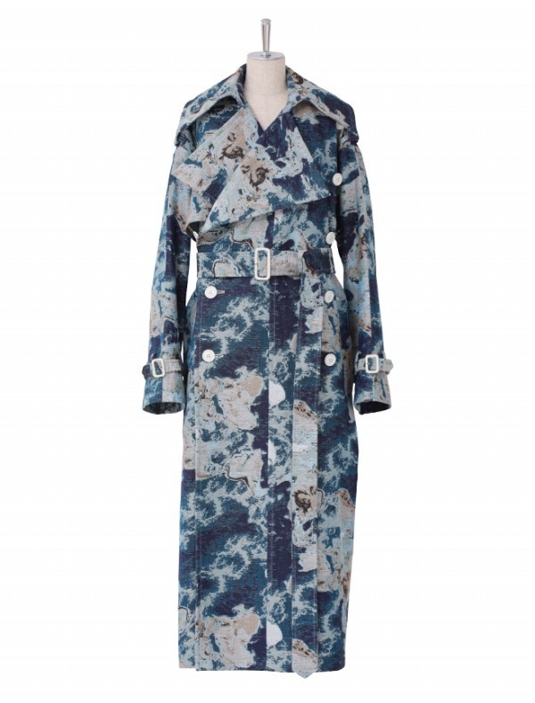 ビューティフルピープルの”畳める”コート、和服のような直線的シルエット＆リバーシブルも｜写真29
