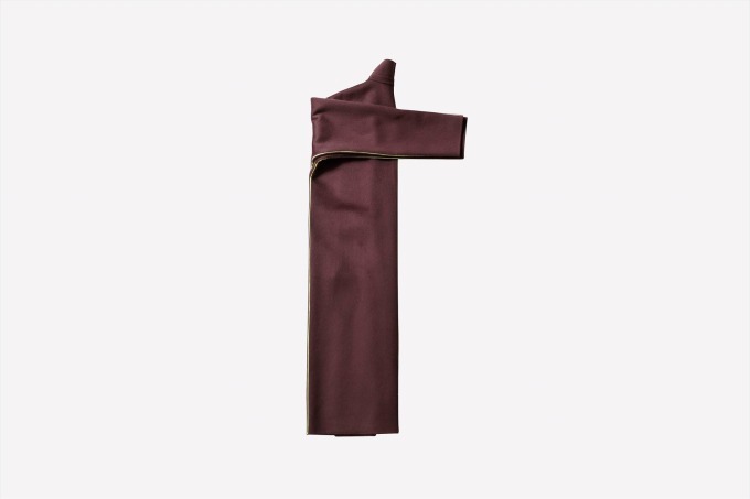 ビューティフルピープルの”畳める”コート、和服のような直線的シルエット＆リバーシブルも｜写真6