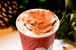 スターバックス(Starbucks Coffee) クリスマス ラズベリー モカ フラペチーノ｜写真4