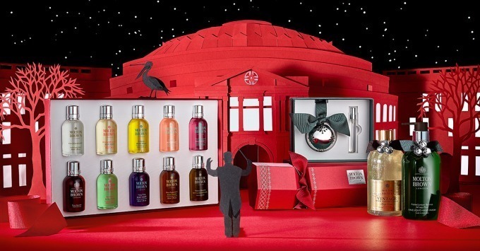 モルトンブラウンのクリスマス、ツリーに飾るボディウォッシュやシャワージェル入りクラッカー風ボックス｜写真7