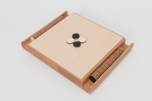 セーラー｜エンダースキーマ 18年春夏“育てる”レザー小物 - オールレザーのテーブルゲームセット新登場