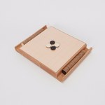 エンダースキーマ 18年春夏“育てる”レザー小物 - オールレザーのテーブルゲームセット新登場｜写真18