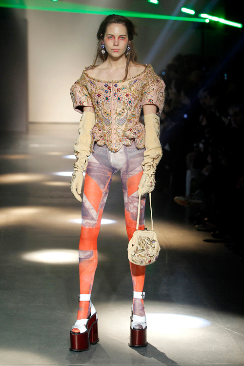 ヴィヴィアン・ウエストウッド(Vivienne Westwood) 2012-13年秋冬 ウィメンズコレクション  - 写真41