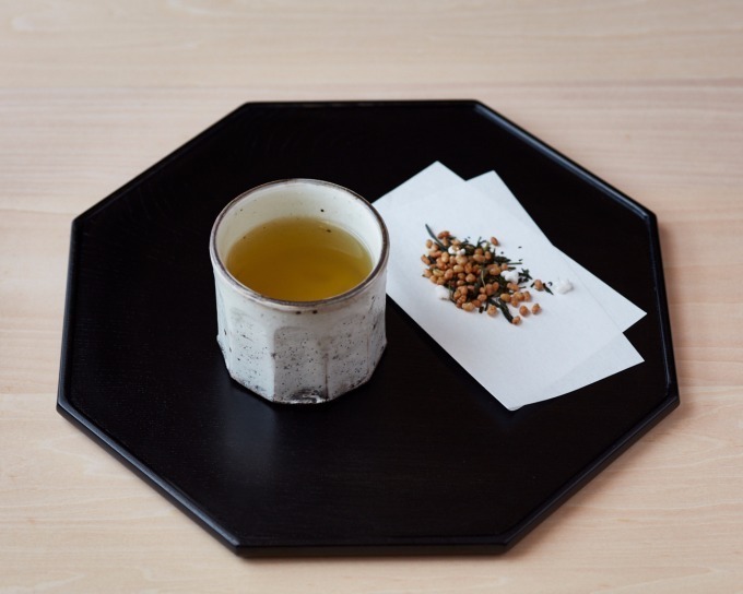 日本茶スタンドカフェ「八屋」千駄ヶ谷と代官山に、茶筅で仕立てるラテや煎茶ソーダなど｜写真9