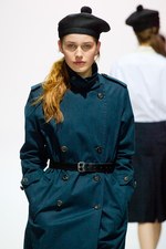 マーガレット ハウエル 2012-13年秋冬コレクション - ナチュラルな女性の美しさを惹き出す上品スタイル｜写真44