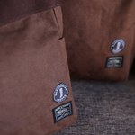 ポーター×猿田彦珈琲のコラボバッグ、コーヒー豆の出涸らしで染め上げたブラウンカラー｜写真5