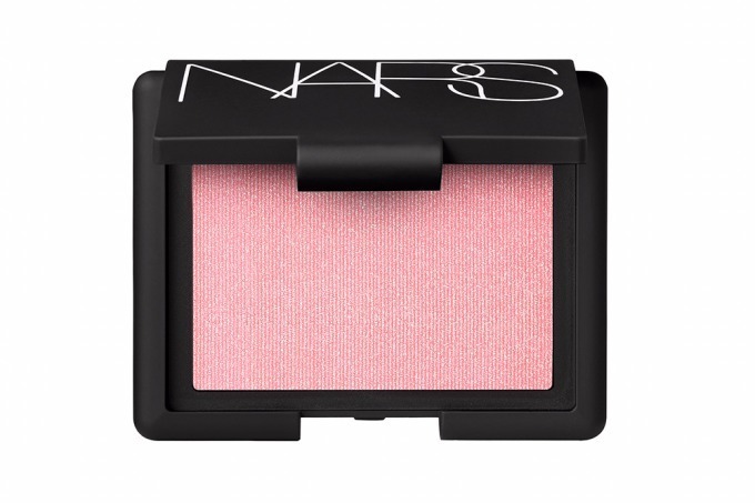 NARS ハイライティングブラッシュパウダー 5136 3,672円(税込)<数量限定 width="680" height="453">