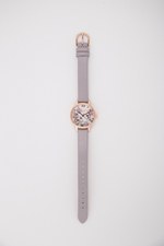 オリビア・バートンのクリスマス限定腕時計、ローズゴールド輝くフラワーモチーフ｜写真7