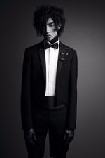 極美品✨ディオールオム スターロゴ ブラック ナロータイ 冠婚葬祭 新品タグ付き DIOR HOMME ディオール オム 亀井 徹 コラボ