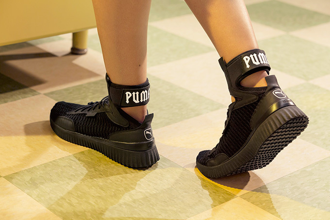 レディースFENTY PUMA スニーカー