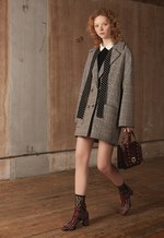 レッド ヴァレンティノ 18年プレフォールコレクション - クラシックな英国ガールにアニマル柄を融合｜写真13