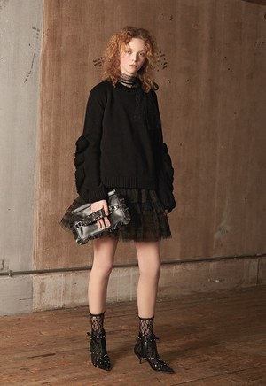 レッド ヴァレンティノ 18年プレフォールコレクション - クラシックな英国ガールにアニマル柄を融合｜写真22