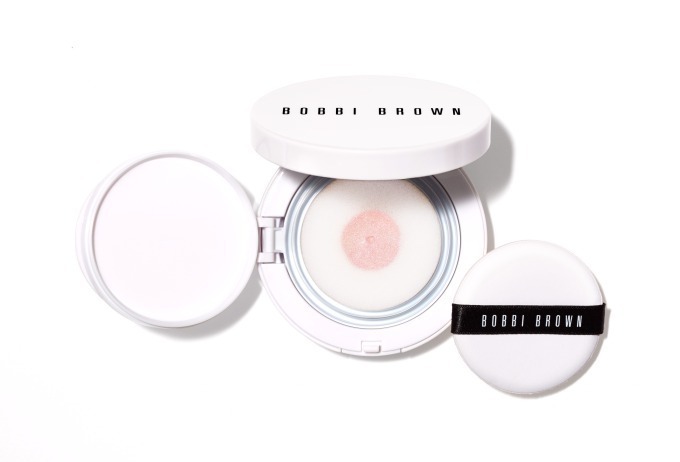 スキン ラディアント グロウ クッション コンパクト SPF50 PA+++ 全1色 レフィル 5,000円+税、ケース 1,500円+税<2018年1月2日(火)発売>