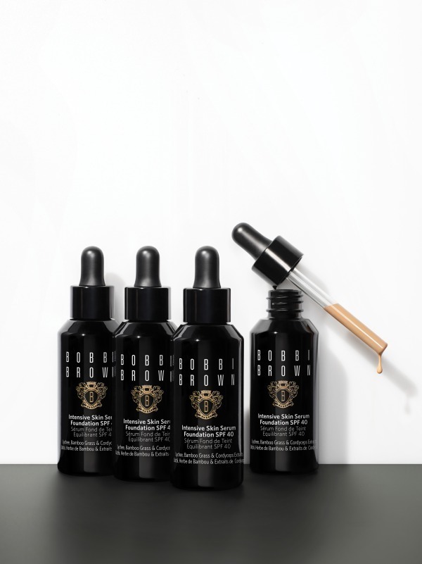 インテンシブ スキン セラム ファンデーション SPF40 PA++++