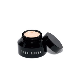 ボビイ ブラウン18年春のベースメイク、 “持ち運ぶ”新感覚下地＆乾燥知らず新リキッドファンデ｜写真9