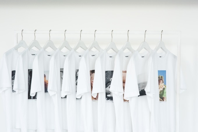 ジル・サンダー×マリオ・ソレンティのコラボTシャツ、世界遺産で撮影された写真をプリント｜写真9