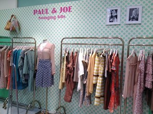 ポール ジョーが新宿伊勢丹 三越銀座でイベント開催 限定ドレスやジュエリー等も登場 ファッションプレス ポール ジョーが新宿伊勢丹 三越銀座でイベント開催 限定ドレスやジュエリー等も登場 ファッションプレス