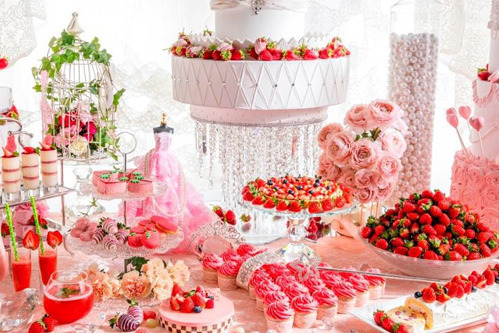 ストリングスホテル東京インターコンチネンタル「クリスタルプリンセスの苺ランチビュッフェ」