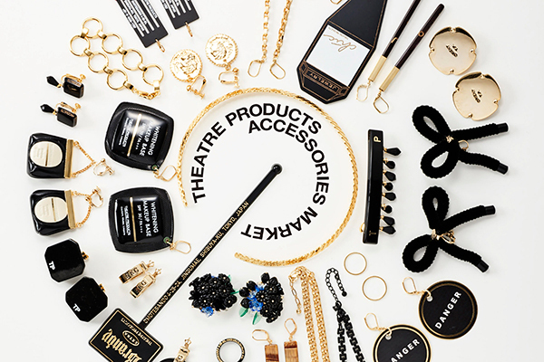 シアタープロダクツの「アクセサリーマーケット」表参道パスザバトンで、限定リングや猫のポーチなど