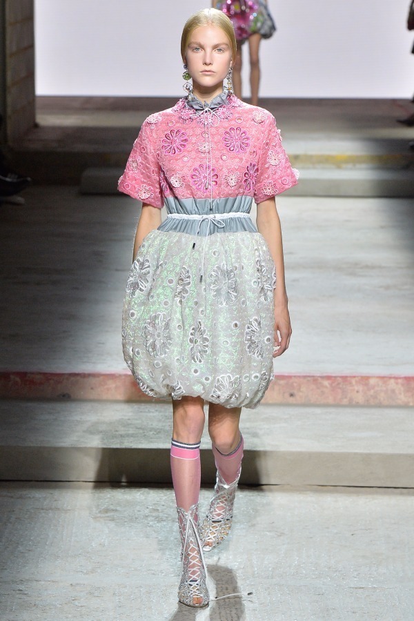 メアリー カトランズ(Mary Katrantzou) 2018年春夏ウィメンズコレクション  - 写真32