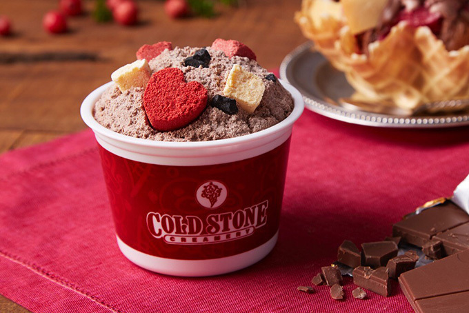 コールドストーンのアイスクリームが「バスボム」に、チョコレート＆ストロベリーの甘い香り｜写真1