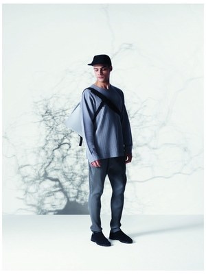 オム プリッセ イッセイ ミヤケ(HOMME PLISSÉ ISSEY MIYAKE) 2018年春夏メンズコレクション  - 写真8