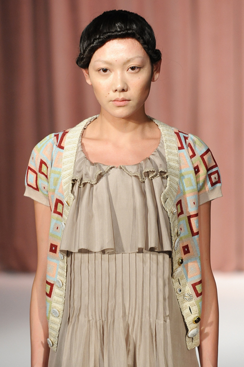 スナオクワハラ 2012-13年秋冬 <span>コレクション</span> - 写真17