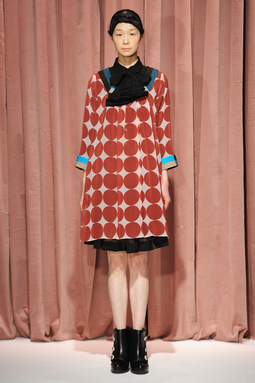 スナオクワハラ 2012-13年秋冬 <span>コレクション</span> - 写真53