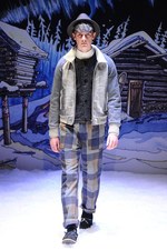 ファクトタム 2012-13年秋冬コレクション - 心地よいアイテムのレイヤードでつくる温かみのあるスタイル｜写真11