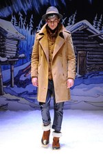 ファクトタム 2012-13年秋冬コレクション - 心地よいアイテムのレイヤードでつくる温かみのあるスタイル｜写真25