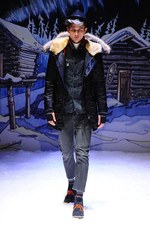 ファクトタム 2012-13年秋冬コレクション - 心地よいアイテムのレイヤードでつくる温かみのあるスタイル｜写真38