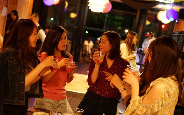 「酒フェス ホットドリンク」東京・芝浦で、梅酒・甘酒・ワインなどのホットカクテルが飲み放題｜写真1