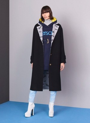 ヴェルサーチェ(VERSACE) 2018年プレフォールウィメンズコレクション  - 写真2