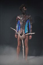 ユイマ ナカザト 2012-13年秋冬コレクションでメルセデスベンツファッションウィーク東京が開幕｜写真1