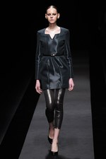 アツシ ナカシマ 2012-13年秋冬コレクション - クラシックな美しさを復活させた、デビューコレクション｜写真12