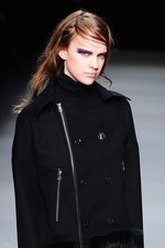 カミシマチナミ 2012-13年秋冬コレクション - 春へ向けた生命力溢れる力強さを鮮やかに描き出す｜写真36