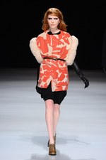 カミシマチナミ 2012-13年秋冬コレクション - 春へ向けた生命力溢れる力強さを鮮やかに描き出す｜写真37