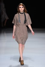 カミシマチナミ 2012-13年秋冬コレクション - 春へ向けた生命力溢れる力強さを鮮やかに描き出す｜写真41