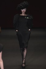 ヒロコ コシノ 2012-13年秋冬コレクション - 日本を代表するデザイナー三姉妹でフィナーレを祝福｜写真22